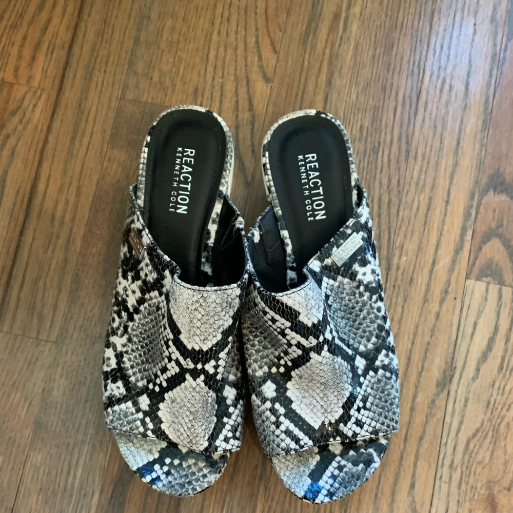 Snakeskin wedges